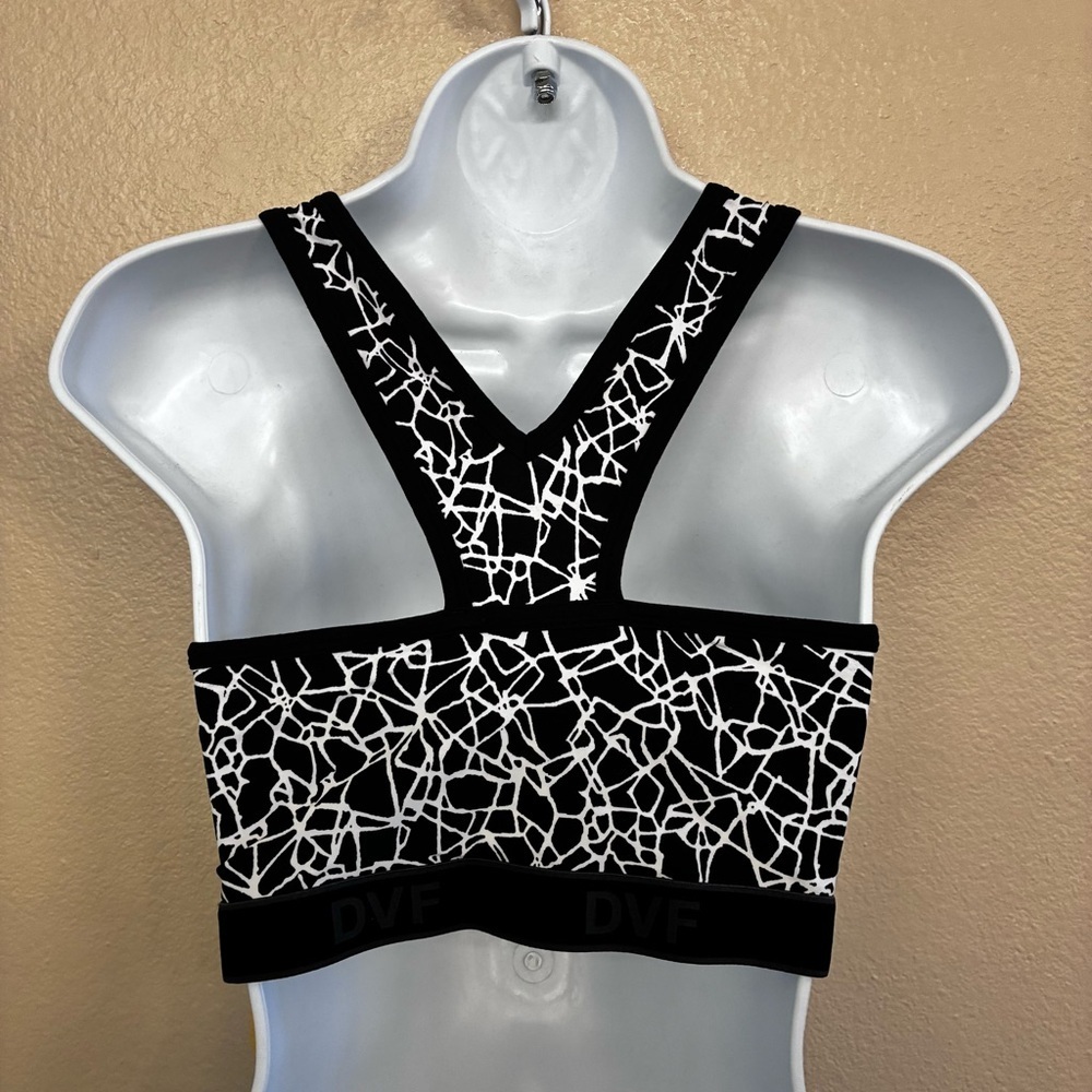 Diane Von Furstenberg x Target Cracked Glass Racerback Sports Bra Size M - Picture 4 of 10